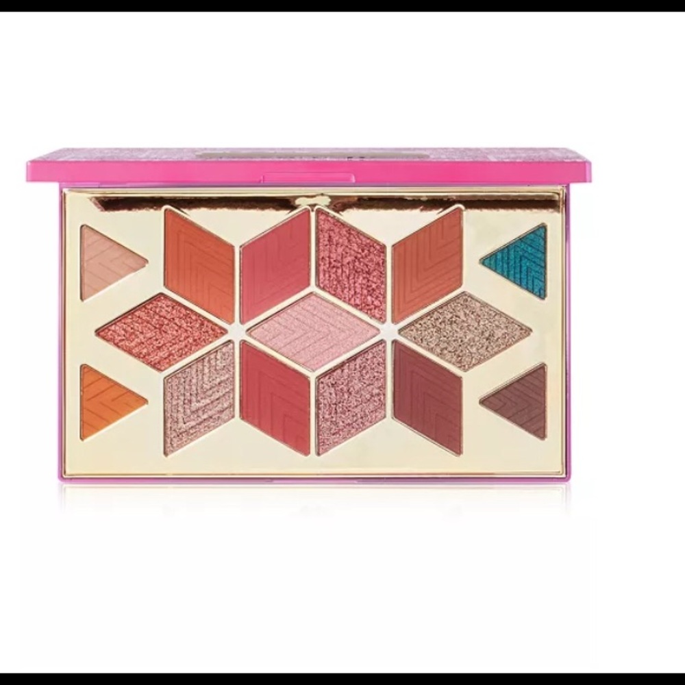 Pur x Barbie Endless Possibilities II - Eyeshadow - Picture 4 of 6